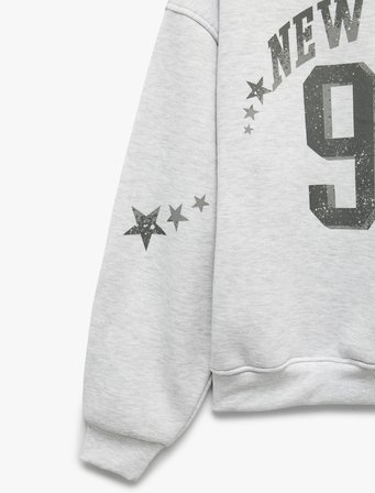 Rahat Kalıp Üç İplik Şardonlu Bisiklet Yaka Uzun Kollu Yıldız Baskılı Sweatshirt