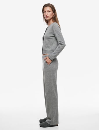 Düğmeli Bisiklet Yaka Uzun Kollu Rahat Kesim Triko Pijama Üstü