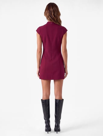 Hakim Yaka Kısa Kollu Regular Fit Nakış Detaylı Bodycon Mini Elbise