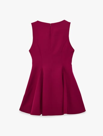 Slim Fit Bisiklet Yaka Kolsuz Mini Kloş Elbise