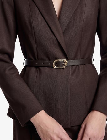 Kemerli Uzun Kollu Klasik Yaka Blazer Ceket