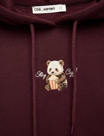 Mürdüm Rengi Kapüşonlu Sweatshirt Üç İplik Şardonlu Ayıcık Nakışlı Kanguru Cepli