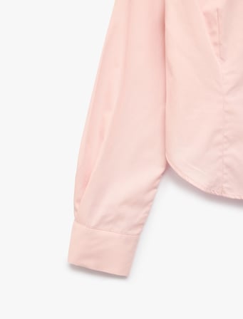 Slim Fit Pamuklu Düğmeli Arkası Bağlama Detaylı Uzun Kollu Klasik Yaka Gömlek