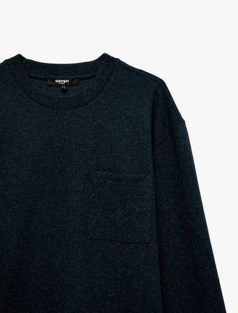Uzun Kollu Rahat Kalıp Viskon Karışımlı Yarım Fermuarlı Sweatshirt