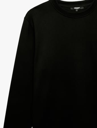 Uzun Kollu Viskon Karışımlı Scuba Kumaş Bisiklet Yaka Basic Sweatshirt