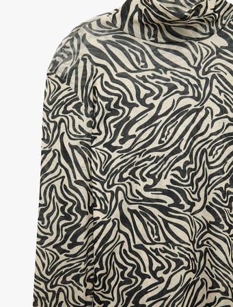 Slim Fit Uzun Kollu Yarı Transparan Dik Yaka Zebra Desenli Bluz