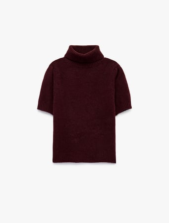 Boxy Fit Dik Yaka Kısa Kollu Peluş Kazak