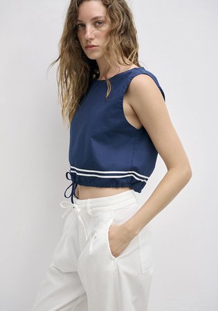 Bağcık Detaylı Lacivert Crop Bluz 1211602-70488