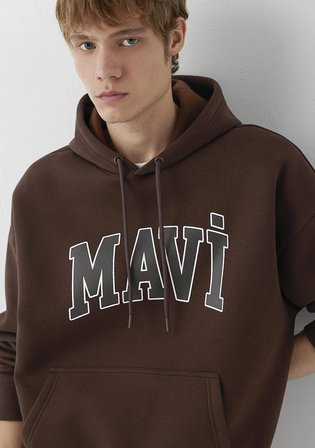 Mavi Logo Baskılı Kapüşonlu Kahverengi Sweatshirt 067149-88062