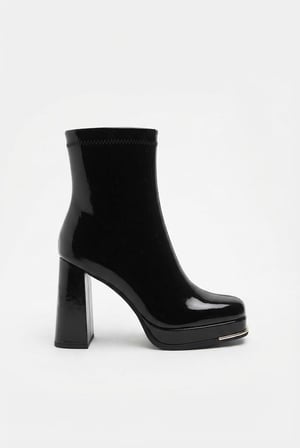 Guja Rugan Fermuarlı  2,5 Cm Platform 9 Cm Topuklu Kadın Bot 26K414