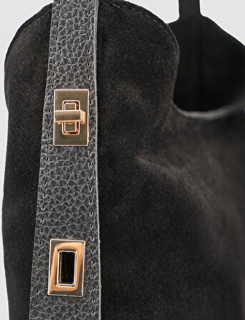  %100 Süet Deri Kemerli Siyah Kadın Omuz Çantası