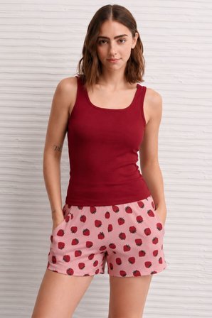Kadın Çilek Desenli Şortlu Pijama Takımı Bordo Basic Atletli Ev Giyim- Rahat Yazlık Takım