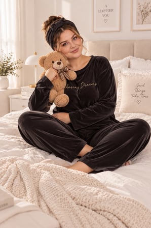 Nisanca Büyük Beden Kadife Kadın Pijama Takımı - Süper Soft Kadife 