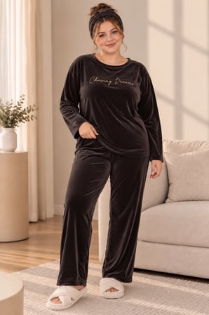 Nisanca Büyük Beden Kadife Kadın Pijama Takımı - Süper Soft Kadife 