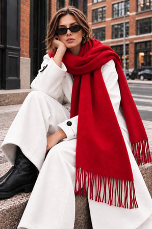 Soft Feel Kadın Atkı Şal – Yumuşak Dokulu Geniş Oversize Püsküllü Omuz Şalı