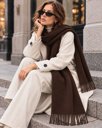 Soft Feel Kadın Atkı Şal – Yumuşak Dokulu Geniş Oversize Püsküllü Omuz Şalı