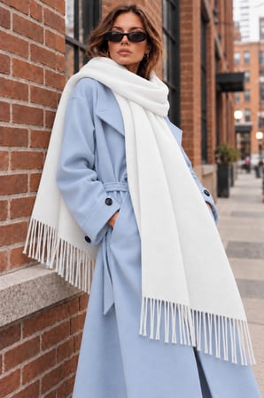 Soft Feel Kadın Atkı Şal – Yumuşak Dokulu Geniş Oversize Püsküllü Omuz Şalı