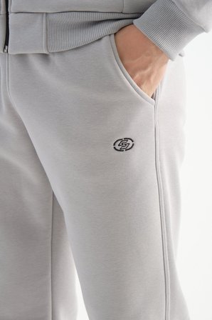 Açık Gri Kışlık Erkek Eşofman Takımı Thermosoft Teknolojisi Içi Kuzu Görünümlü Regular Kalıp AÇIK GRİ xl