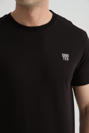 Siyah Shooter Erkek Pamuklu Esnek T-shirt  Standart Kalıp Minimal Logolu