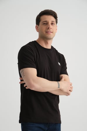 Siyah Shooter Erkek Pamuklu Esnek T-shirt  Standart Kalıp Minimal Logolu