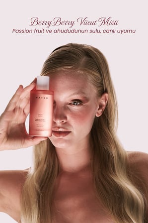 Berry Berry Ahududu & Meyvemsi Vücut Spreyi 100 ml