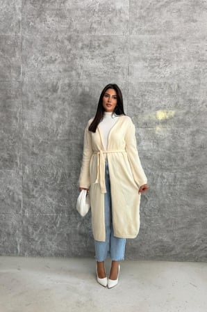 Düşük Omuz Kuşaklı Dökümlü  Uzun Triko Hırka