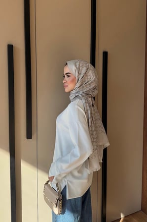 Düşük Omuzlu Geniş Kol Detaylı Tunik