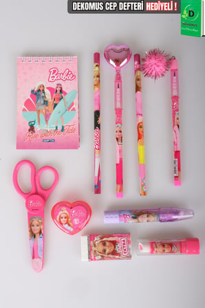 x Dekomus Lisanslı Barbie 10 Parça Kırtasiye Seti Makas,Bloknot,Ponpon Başlıklı Geçmeli Kurşun Kalem,Roket Silgi,Kalpli Kalemtraş 