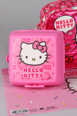 x Dekomus Lisanslı Hello Kitty Love Shine Collection Beslenme Çantası,600 ML Çelik Matara,Beslenme Örtüsü ve Beslenme Kabı Seti