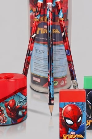 x Dekomus Lisanslı Spiderman 3 Adet Silgili Kurşun Kalem,Kalemtraş ve Silgi Seti