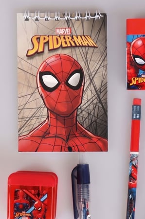 x Dekomus Lisanslı Spiderman A7 Bloknot,3 Adet Silgili Kurşun Kalem,Kalemtraş ve Silgi Seti