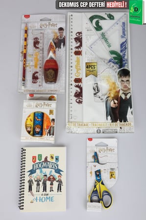 x Dekomus "Wizard Icons Collection" Harry Potter Lisanslı Kırtasiye Seti 13 Parça Kırtasiye Seti Cetvel Seti,Makas,Kurşun Kalem ve Stick Yapıştırıcı Seti