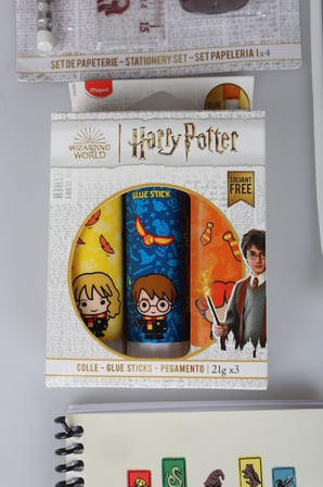 x Dekomus "Wizard Icons Collection" Harry Potter Lisanslı Kırtasiye Seti 13 Parça Kırtasiye Seti Cetvel Seti,Makas,Kurşun Kalem ve Stick Yapıştırıcı Seti