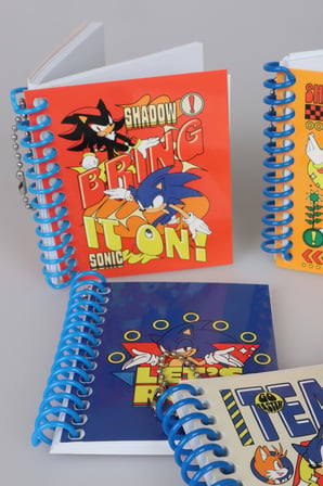 x Dekomus Lisanslı Sonic Çizgisiz Mini Bloknot 8,5 x 7 Cm Tek Adet
