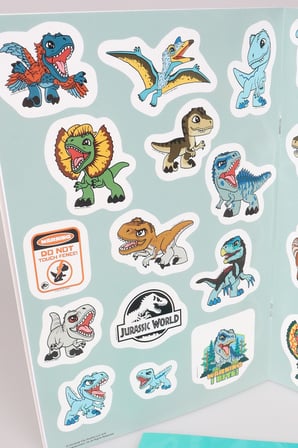 x Dekomus Lisanslı Jurassic World Çıkartmalı Boyama Kitabı