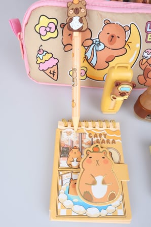 Capybara Kırtasiye Seti Kalem Çantası A7 Not Defteri, Silgi, Kalemtraş,0.7 Mm Uçlu Kalem