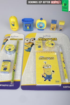 x Dekomus , Lisanslı Minions 12 Parça Kırtasiye Seti Silgi,Kurşun Kalem,Not Defteri,Kalemtraş