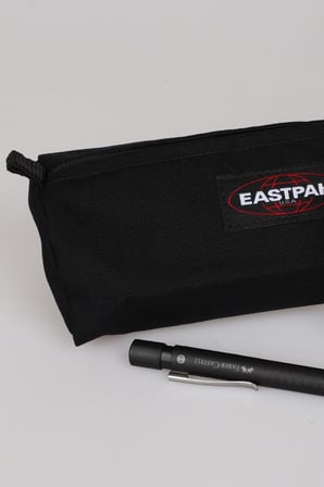 x Dekomus , Orjinal Eastpak & Faber Castell Kırtasiye Seti Benchmark Single Kalem Çantası,0.7 Mm Uçlu Kalem ve 120'li Uç