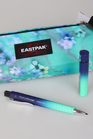 x Dekomus , Orjinal Eastpak & Faber Castell Kırtasiye Seti Benchmark Blue Kalem Çantası,0.7 Mm Uçlu Kalem ve 120'li Uç