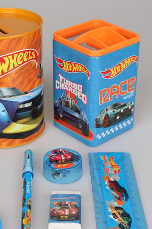 Lisanslı Hot Wheels Masa Üstü Kırtasiye Seti Kalemlik,Kumbara,Silgi,Makas,Cetvel