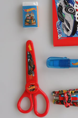 Lisanslı Hot Wheels Kırtasiye Seti Makas,Bloknot,Roket Silgi,Uçlu Kalem 0.7mm