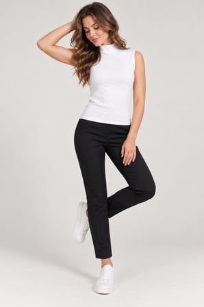 Beyaz Kadın Kolsuz Balıkçı Yaka  Body Esnek Basic Günlük Üst