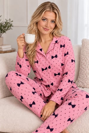 Pembe Kadın Lila Fiyonk Desenli Uzun Kollu Düğmeli Rahat Pijama Takımı