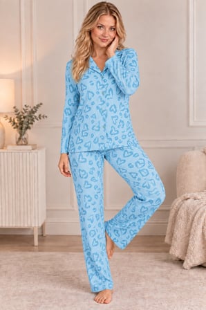 Mavi Kadın Mavi Desenli Uzun Kollu Düğmeli Rahat Pijama Takımı