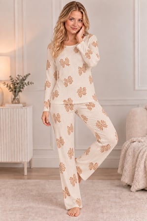 Krem Kadın Krem Fiyonk Desenli Uzun Kollu Rahat Pijama Takımı
