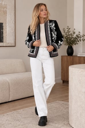Siyah Kadın Siyah Beyaz Çiçek Nakışlı Ceket Etnik Desenli İşlemeli Şık Blazer Ceket