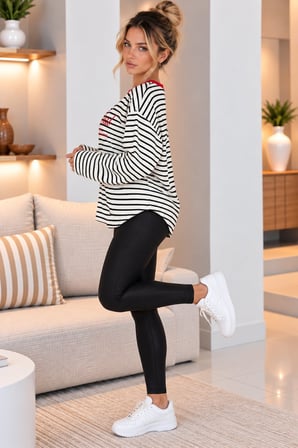 Kırmızı Kadın Çizgili Sweatshirt Kırmızı Yaka Detaylı Yazı Baskılı Oversize Uzun Kollu Sweat