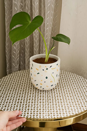 PVC Silinebilir Yuvarlak Salon Orta Sehpa Örtüsü – Beyaz, Modern, Dantel Desenli, Kaliteli