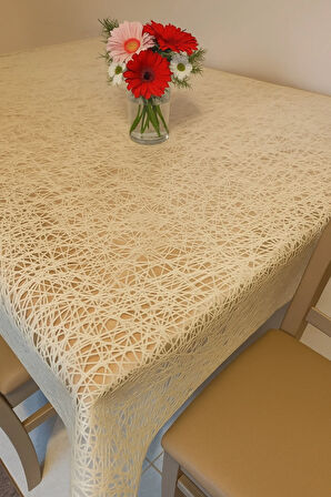 Silinebilir Bej Krem İthal PVC Muşamba Masa Örtüsü – Desenli, Lüks Sofra Bezi