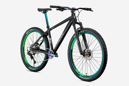 REBEL - 27.5" MTB - 16.5' - 8 Vites - H.Disc - Siyah/Rainbow